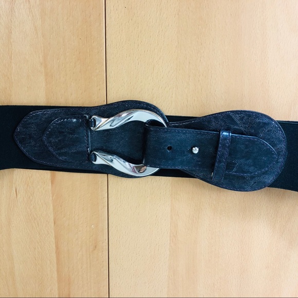 NWT New York & Co. Interlocking-Hook Stretch Belt - Picture 2 of 5